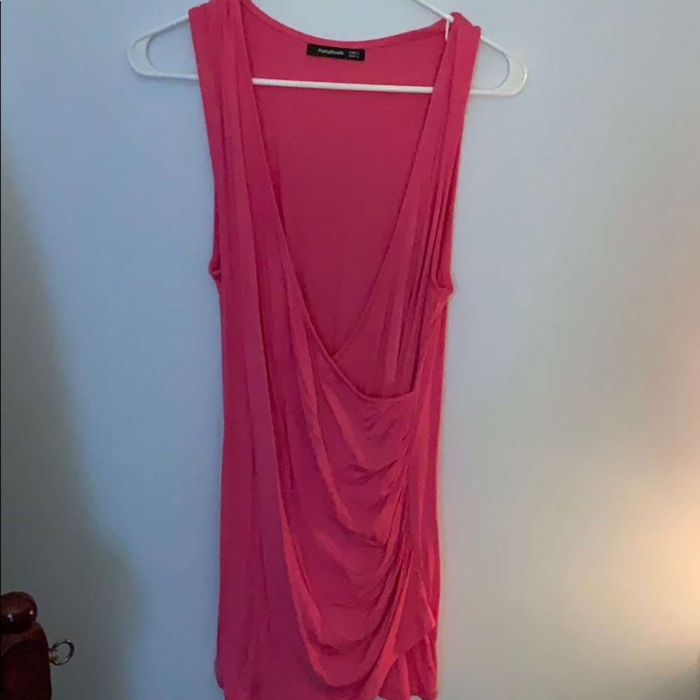 Sleeveless tank top